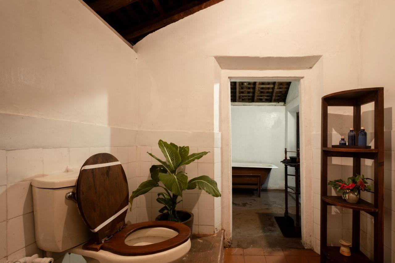 Hotel Gileemale Walawwa & Estate Ratnapura Exterior foto